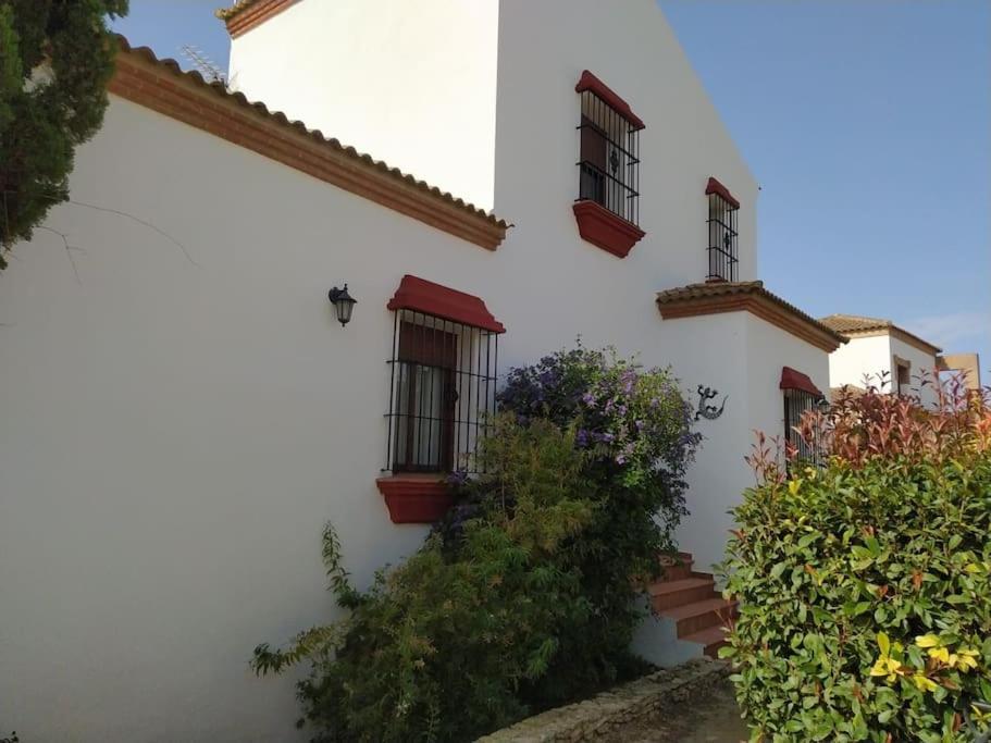Agradable Casa Con Piscina En La Serrania. Arriate Eksteriør billede